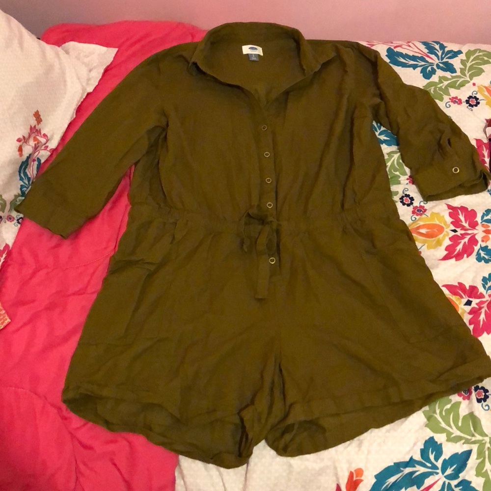 Old navy romper! Never wore